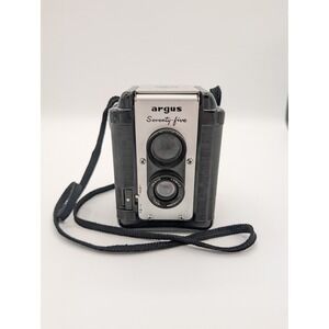 Vintage Argus Seventy-Five TLR 620 Film Camera - Black Bakelite Body